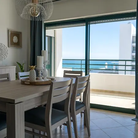 Ocean Blue Apartment